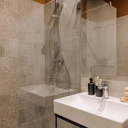 Kwenge - 1 Bedroom And Terrace In Avenidas Novas *