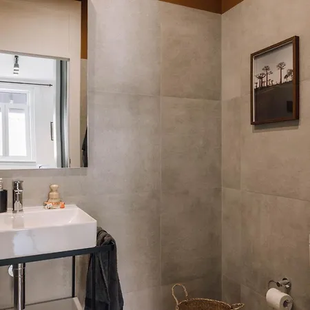 Kwenge - 1 Bedroom And Terrace In Avenidas Novas *